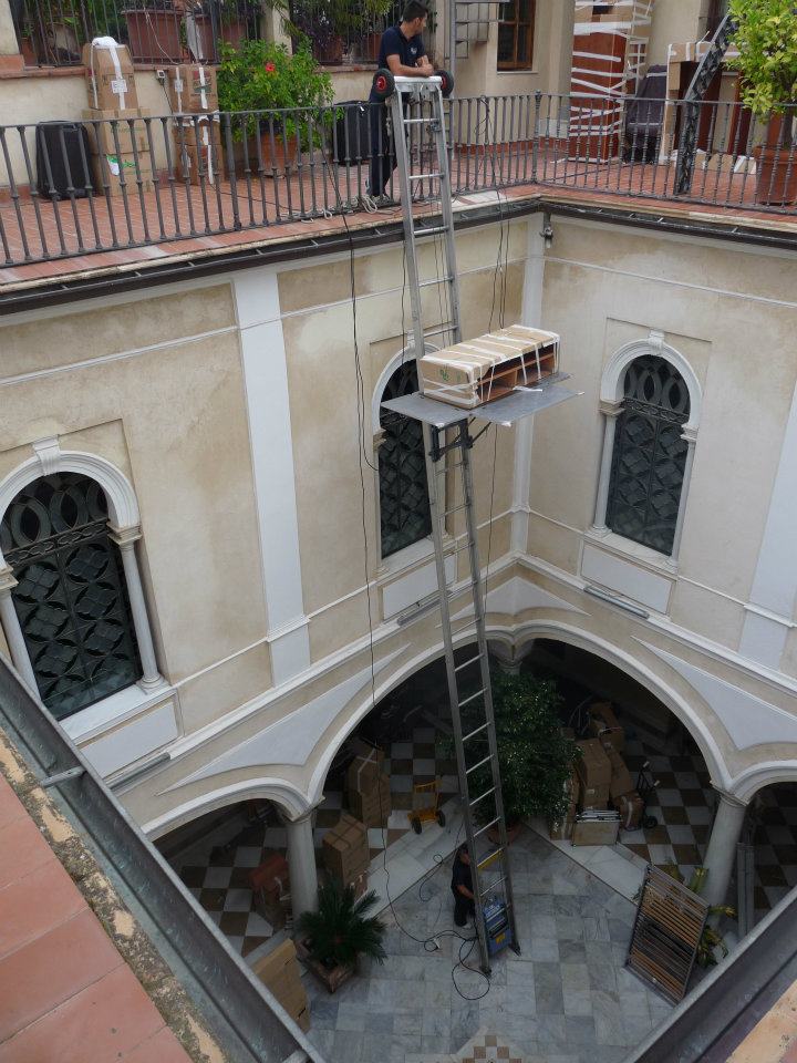Alquiler de grúa elevadora en Sevilla
